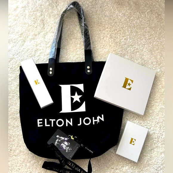 ELTON JOHN VIP FAREWELL TOUR Concert Tote bag & Memorabilia BUNDLE ALL NEW - Picture 3 of 12